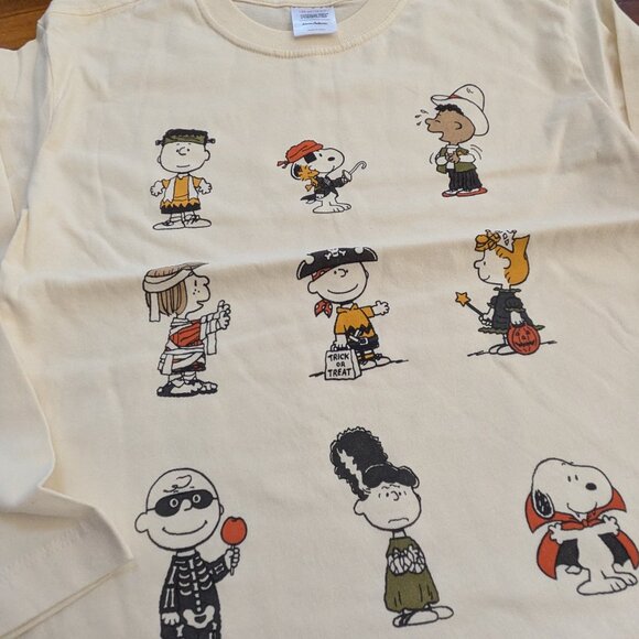 Peanuts Halloween Long Sleeve Relaxed Fit T-Shirt - Picture 2 of 4